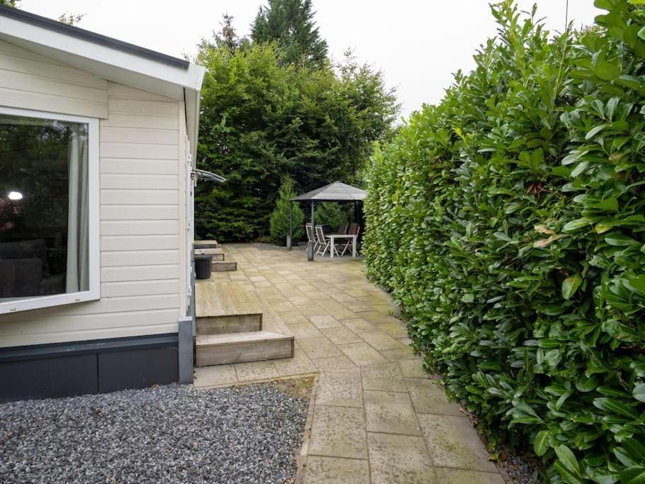 Gezellig Chalet In Baarle-Nassau Exterior photo